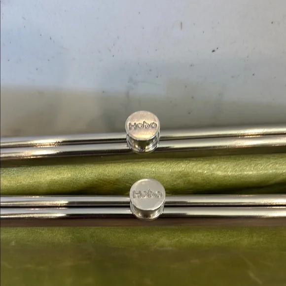 Hobo Lauren Clutch Wallet Leather Double Frame Dark Citron Moss Green Magnetic - Picture 2 of 16